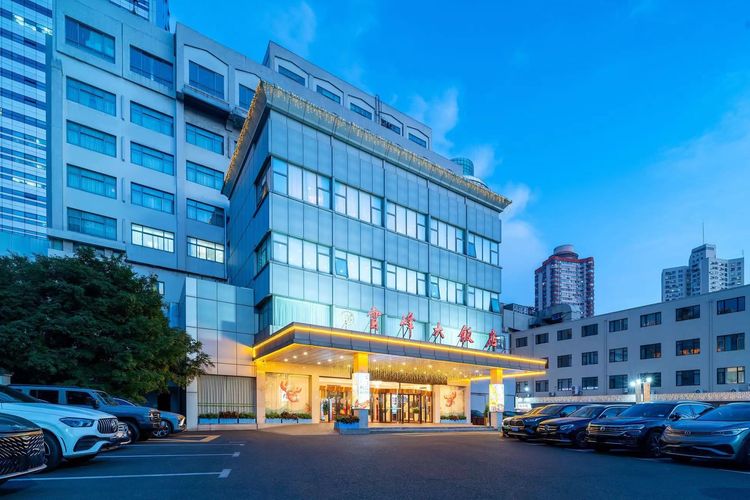 Hongqiao Yunfeng Hotel